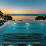 Ξενοδοχείο & Wellness Pinia 4*